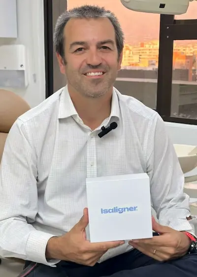 Bruce O'Shea — primeros meses Isaligner