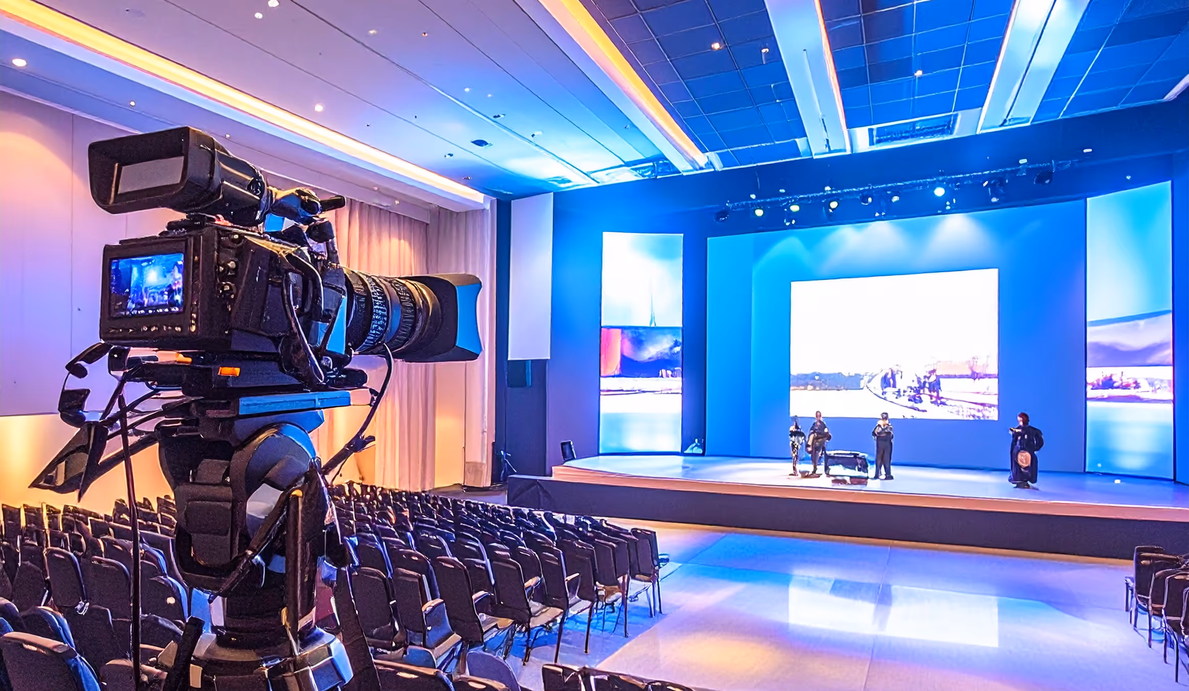 Live Streaming & Broadcasting