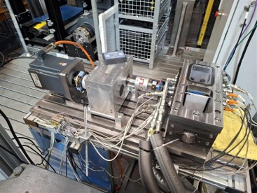 wireless sensors for dynamic vibration measurements and torque measurements, wireless accelerometer