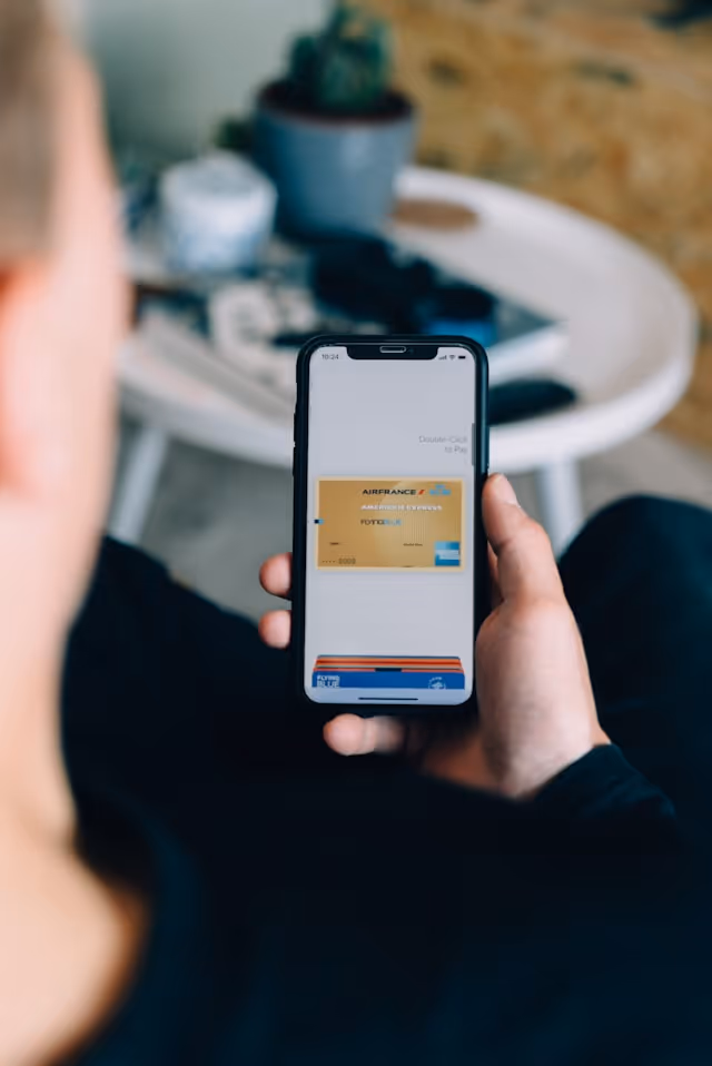 Mobile checkout illustrating conversion analysis during a CRO audit.