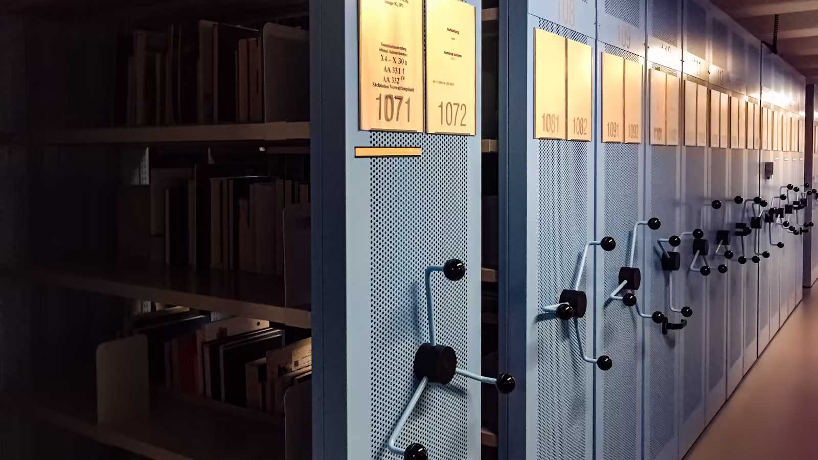 Des archives restaurées par lots chronologiques avec suivi de chaque intervention