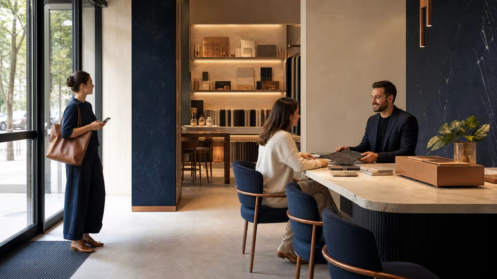 Un espace de vente contemporain prolongeant avec naturel une expérience numérique