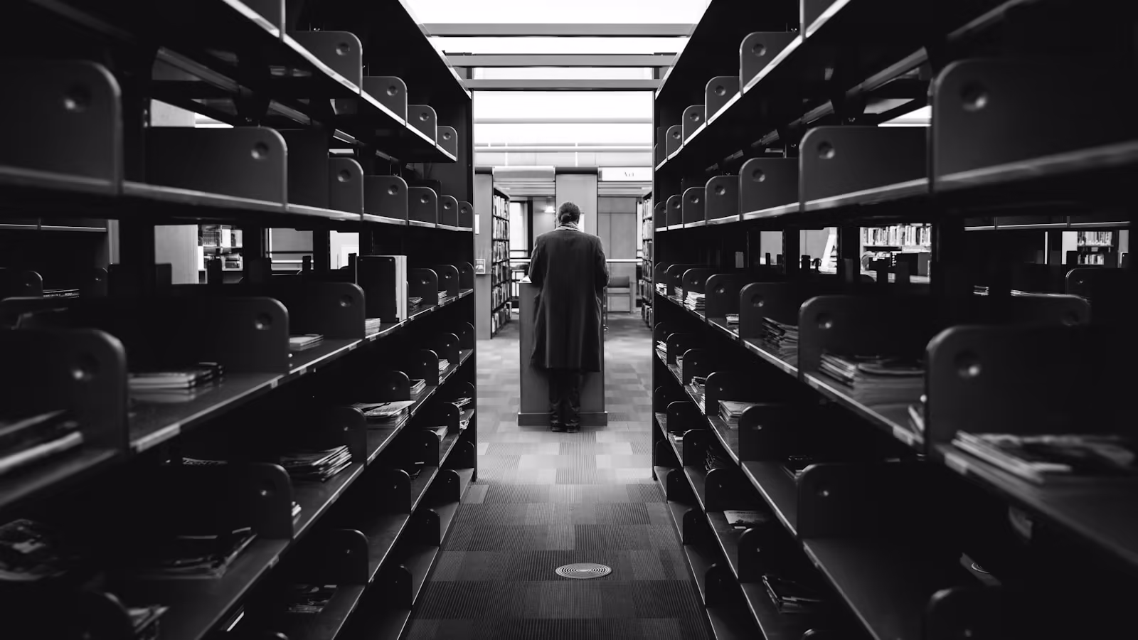 Two people together controlling a sensitive operation in an archive