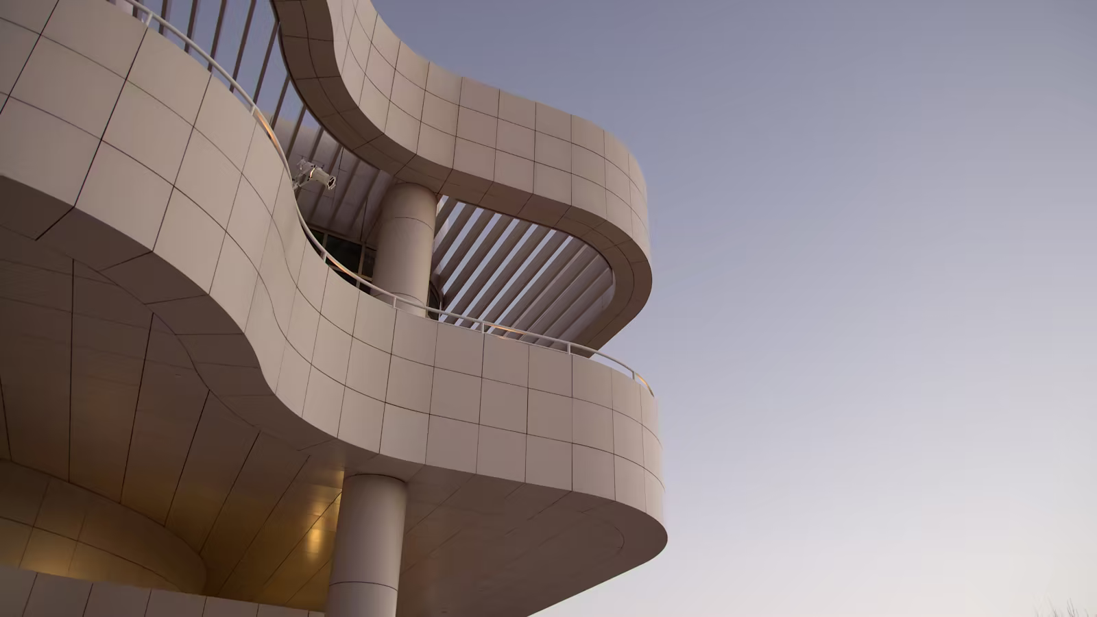 Superimposed architectural volumes illustrating several rendering strategies