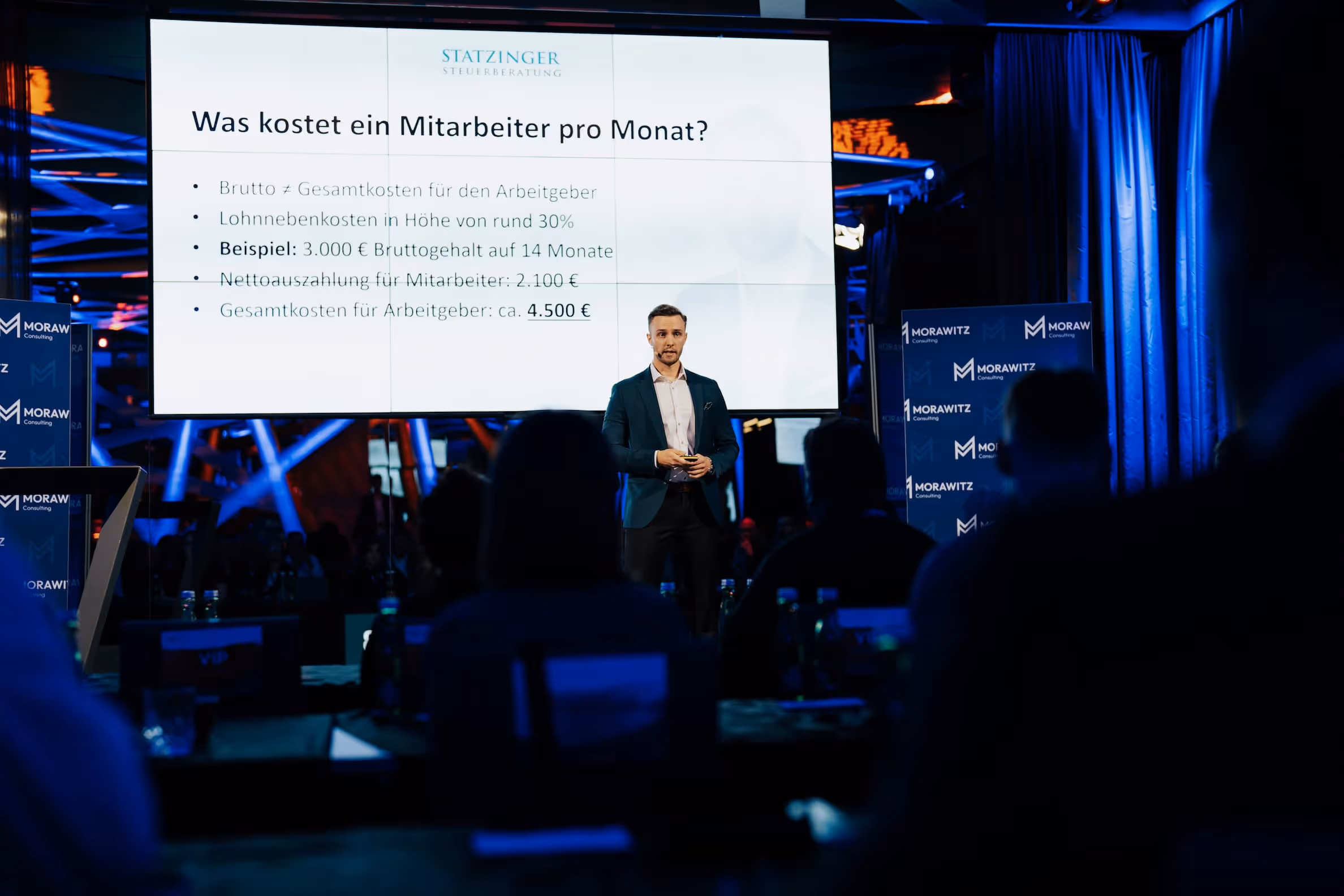 Mag. Philipp Statzinger auf der Bühne beim Morawitz Consulting Day in Wien