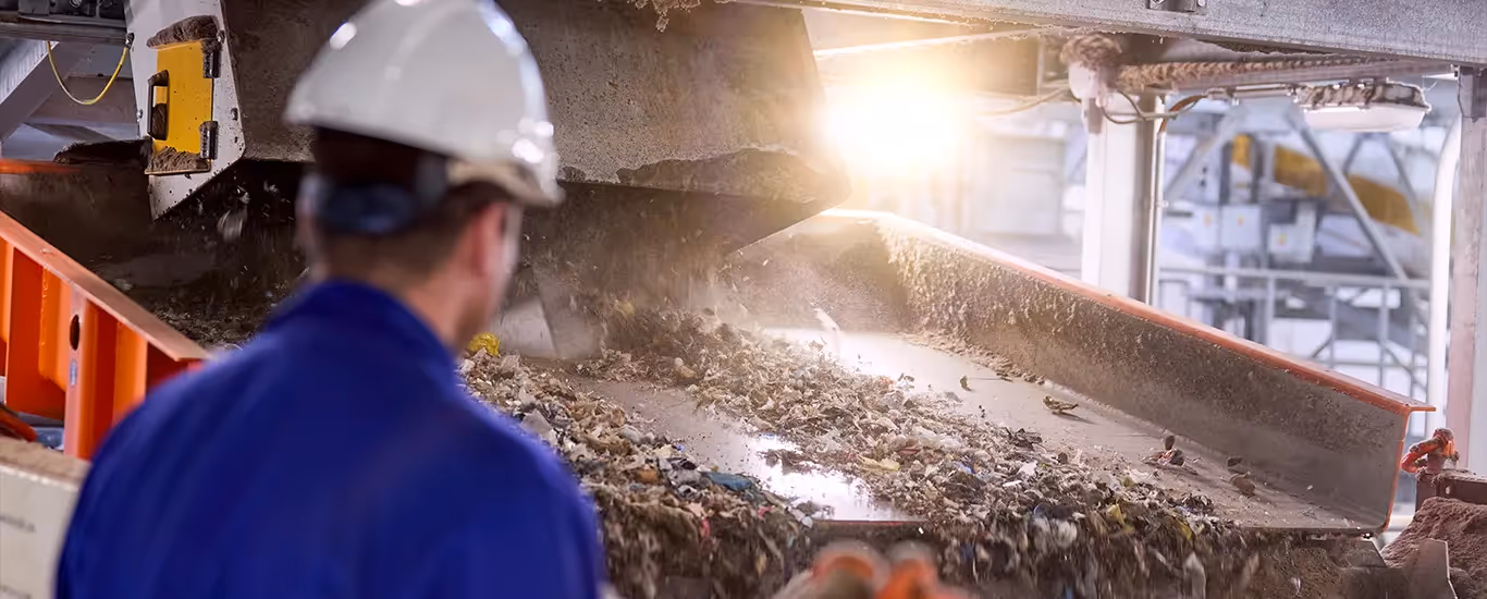 Efecto de los desechos industriales en el agua: Impactos y soluciones