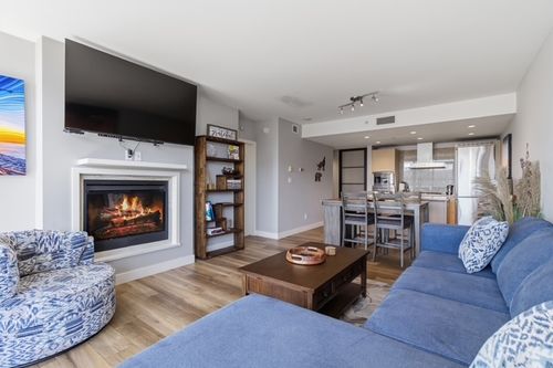 N807 - One Bedroom Luxury Condo