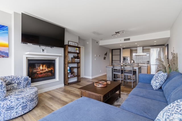 N807 - One Bedroom Luxury Condo