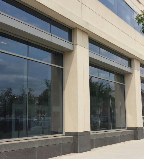 a building that has some windows on the side of it