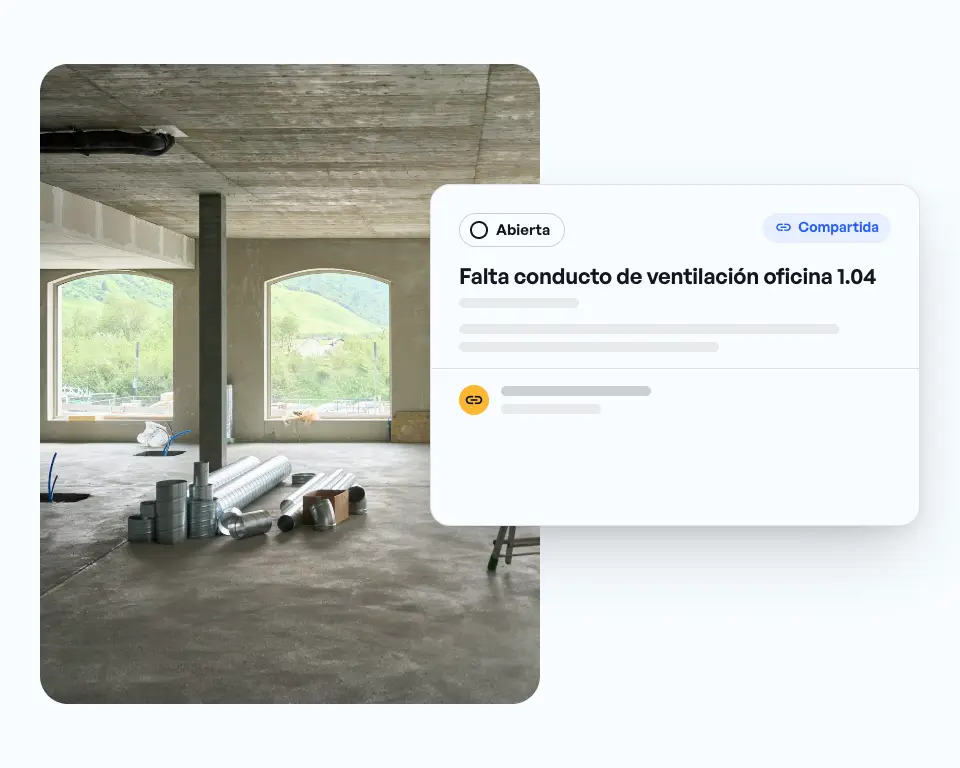 Planta de obra nueva con piezas de ventilación en el suelo y, al lado, el defecto compartido «Falta conducto de ventilación oficina 1.04»; la empresa responde directamente a través del enlace.