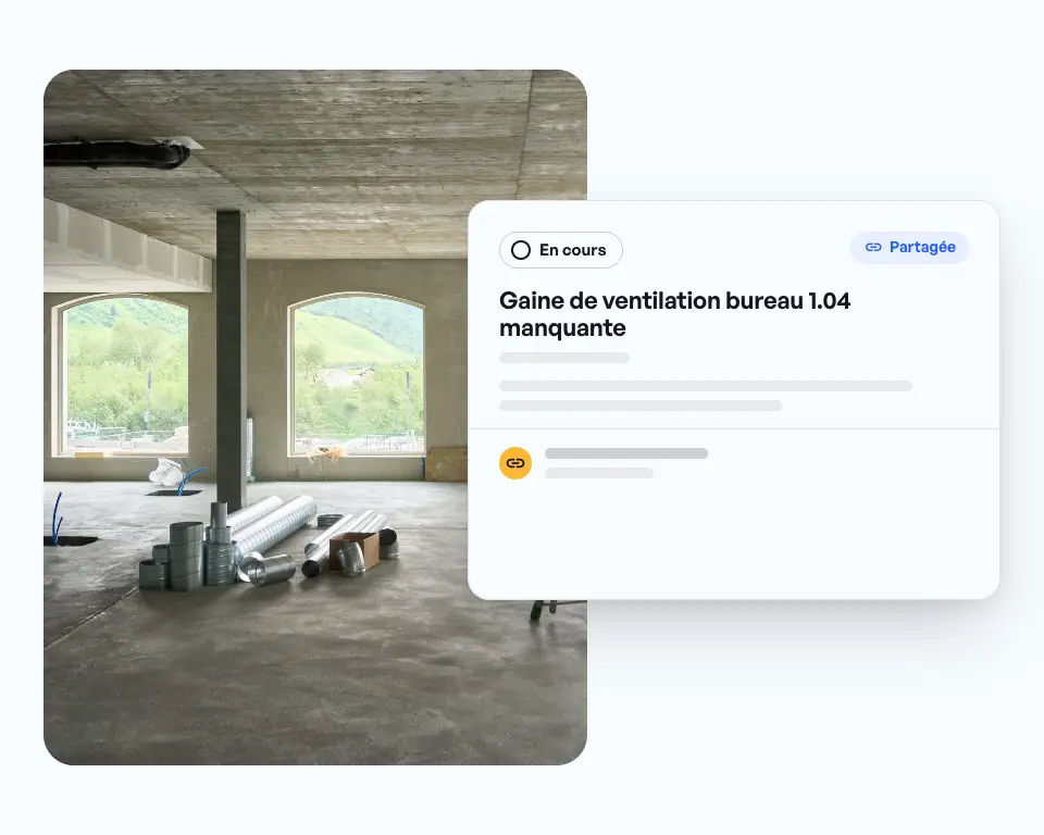 Étage d’un bâtiment neuf avec des éléments de ventilation au sol, à côté le défaut partagé Gaine de ventilation bureau 1.04 manquante, l’entreprise répond directement via le lien.