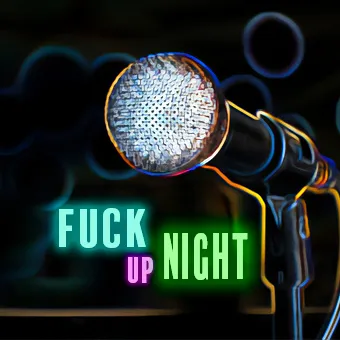 Ein stilisiertes Bild eines Mikrofons auf einem Ständer mit einem bunten Neon-Text-Overlay, das «FUCK UP NIGHT» lautet. Der Hintergrund ist dunkel und hebt den leuchtenden Text und das beleuchtete Mikrofon hervor.