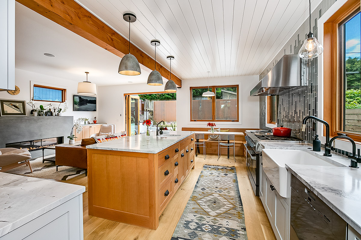 Interior Greenlake Farmhouse Renovation - gallery photo 2