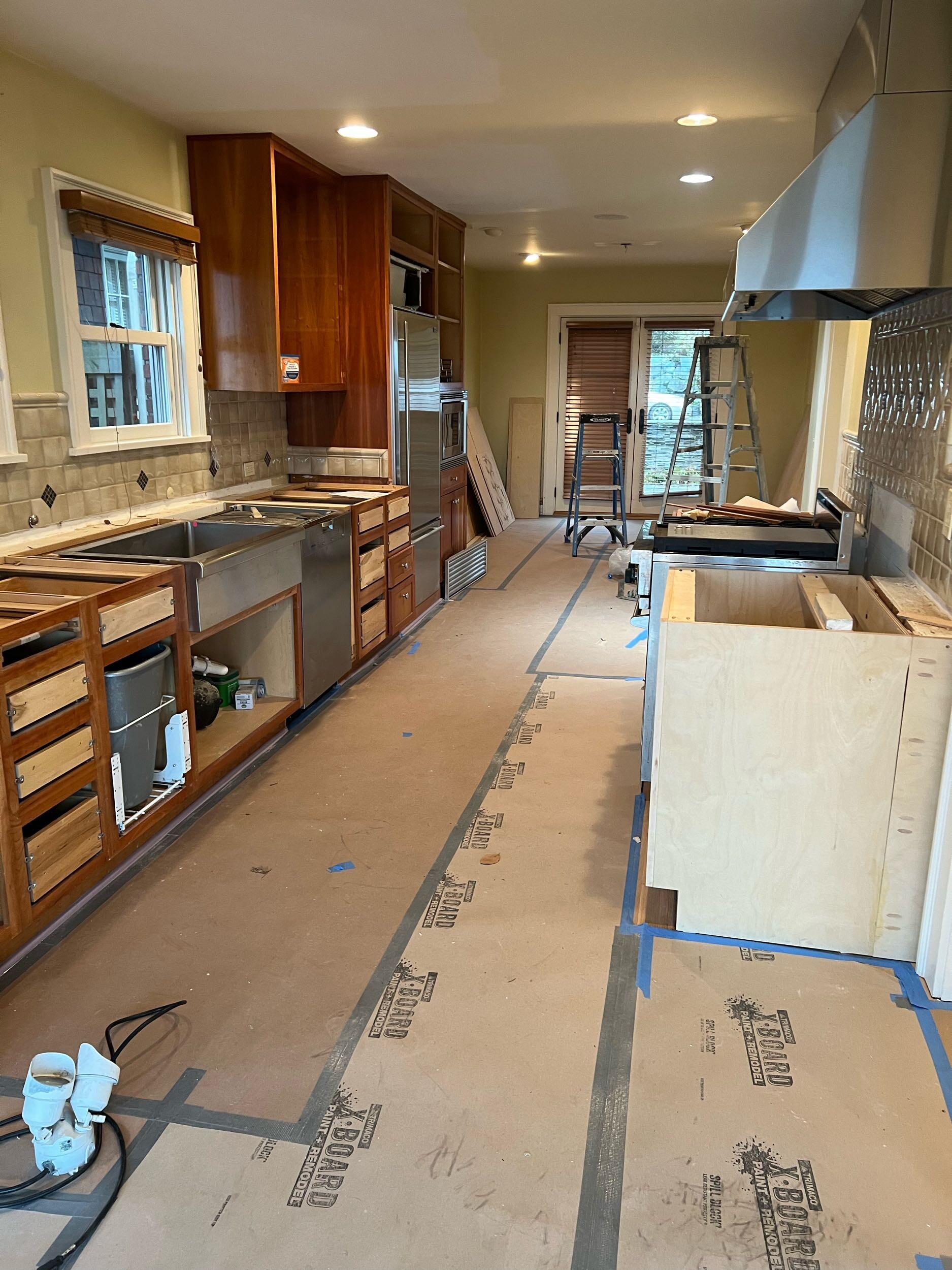 West Queen Anne Interior Carpentry & Repaint - gallery photo 8
