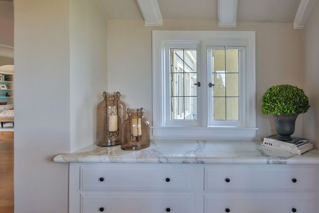 Phinney Ridge Painting - Laurel Hurst, main floor update (Laurel Hurst)