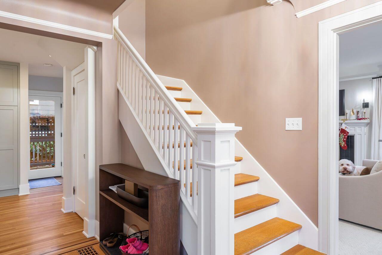 Phinney Ridge Painting - Full interior repaint and cabinets with Farrow and Ball (Stevens)