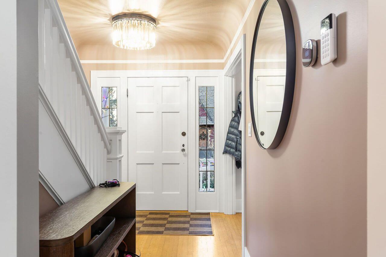 Phinney Ridge Painting - Full interior repaint and cabinets with Farrow and Ball (Stevens)