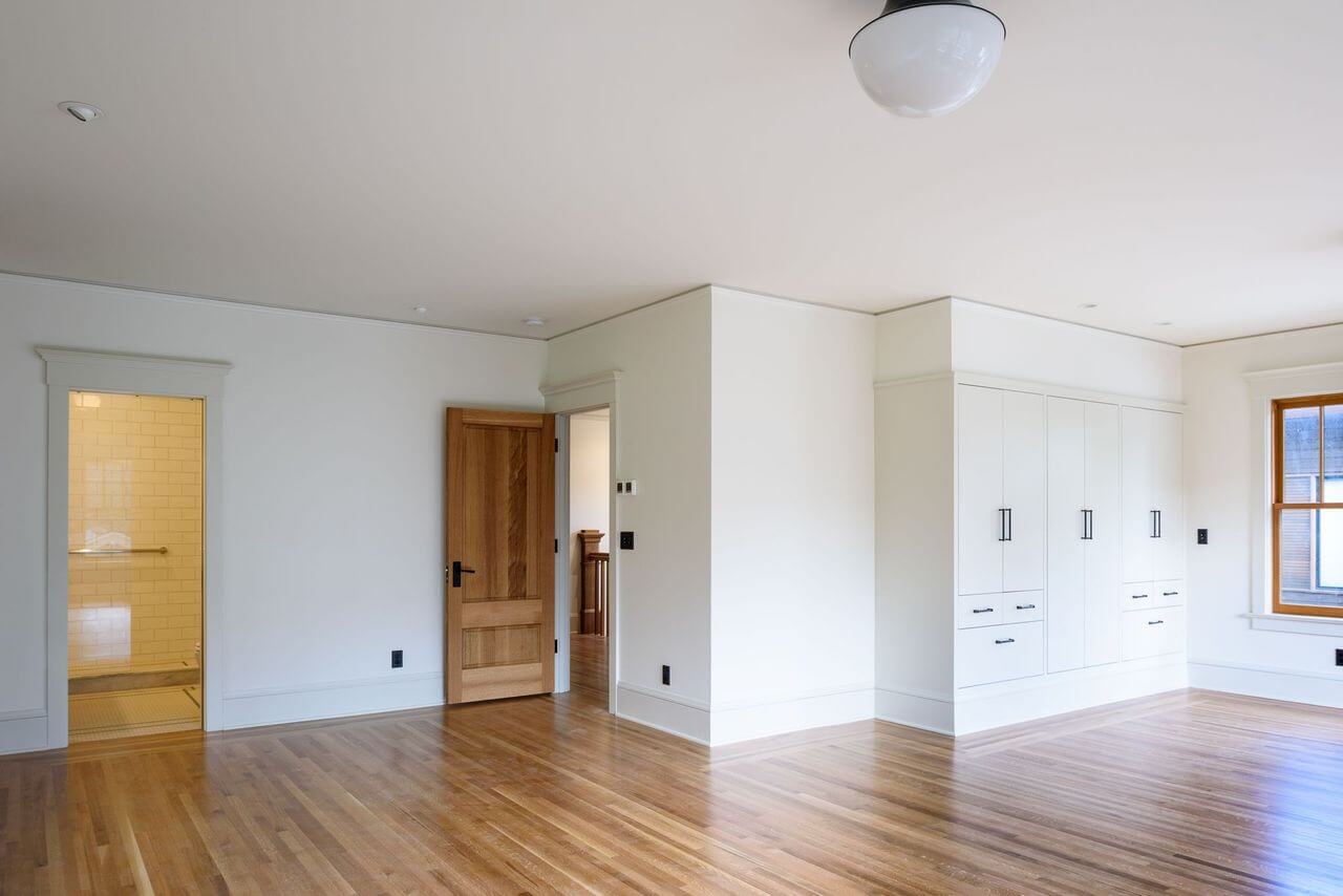 Phinney Ridge Painting - Stevens, full interior repaint and restain (Stevens)