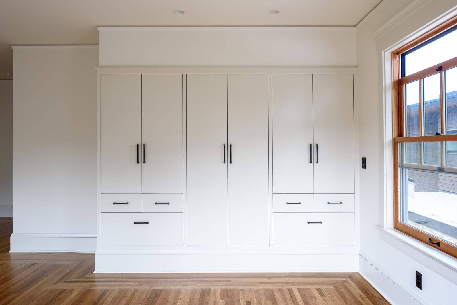 Phinney Ridge Painting - Stevens, full interior repaint and restain (Stevens)