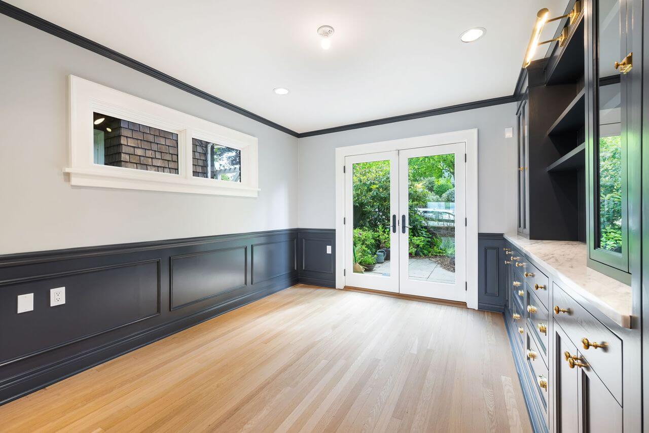 Phinney Ridge Painting - Custom dining built-in install, wainscot and painting (Queen Anne)