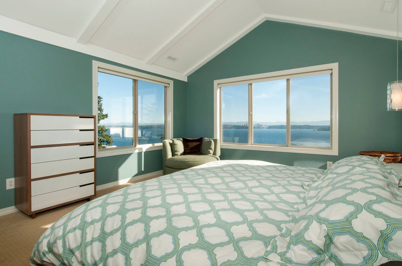 Phinney Ridge Painting - Mt Baker, full Interior repaint (Mt Baker)