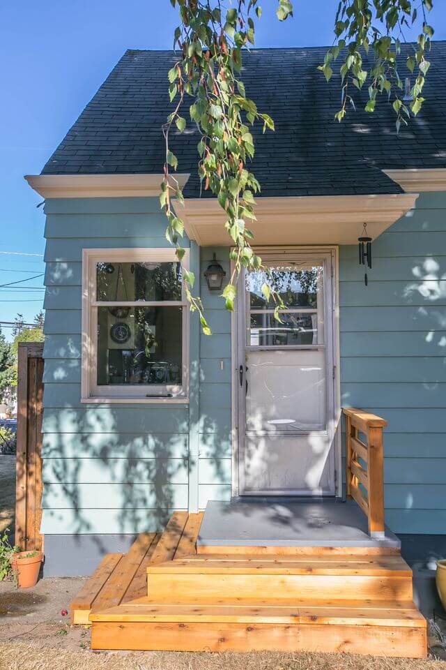 Phinney Ridge Painting - Loyal Heights, full repaint and repairs (Loyal Heights, Ballard)