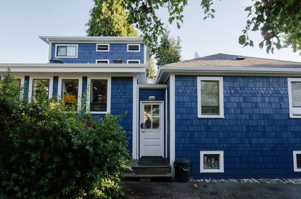 Phinney Ridge Painting - Wallingford, full exterior shingle solid stain (Wallingford)
