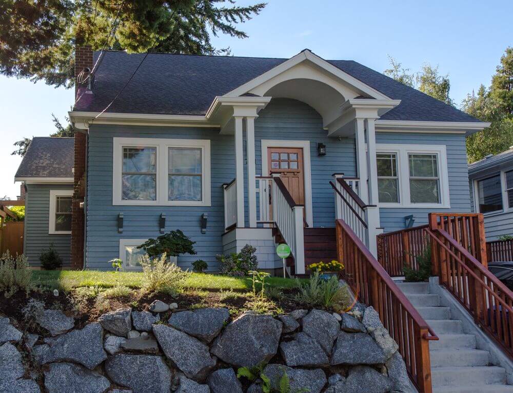 Phinney Ridge Painting - Loyal Heights, full exterior repaint and re-stain (Ballard, Loyal Heights)