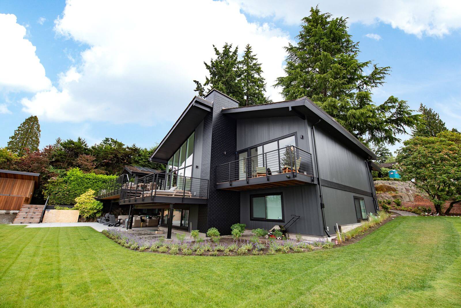 Phinney Ridge Painting - North Mercer Island, full repaint (Mercer Island)