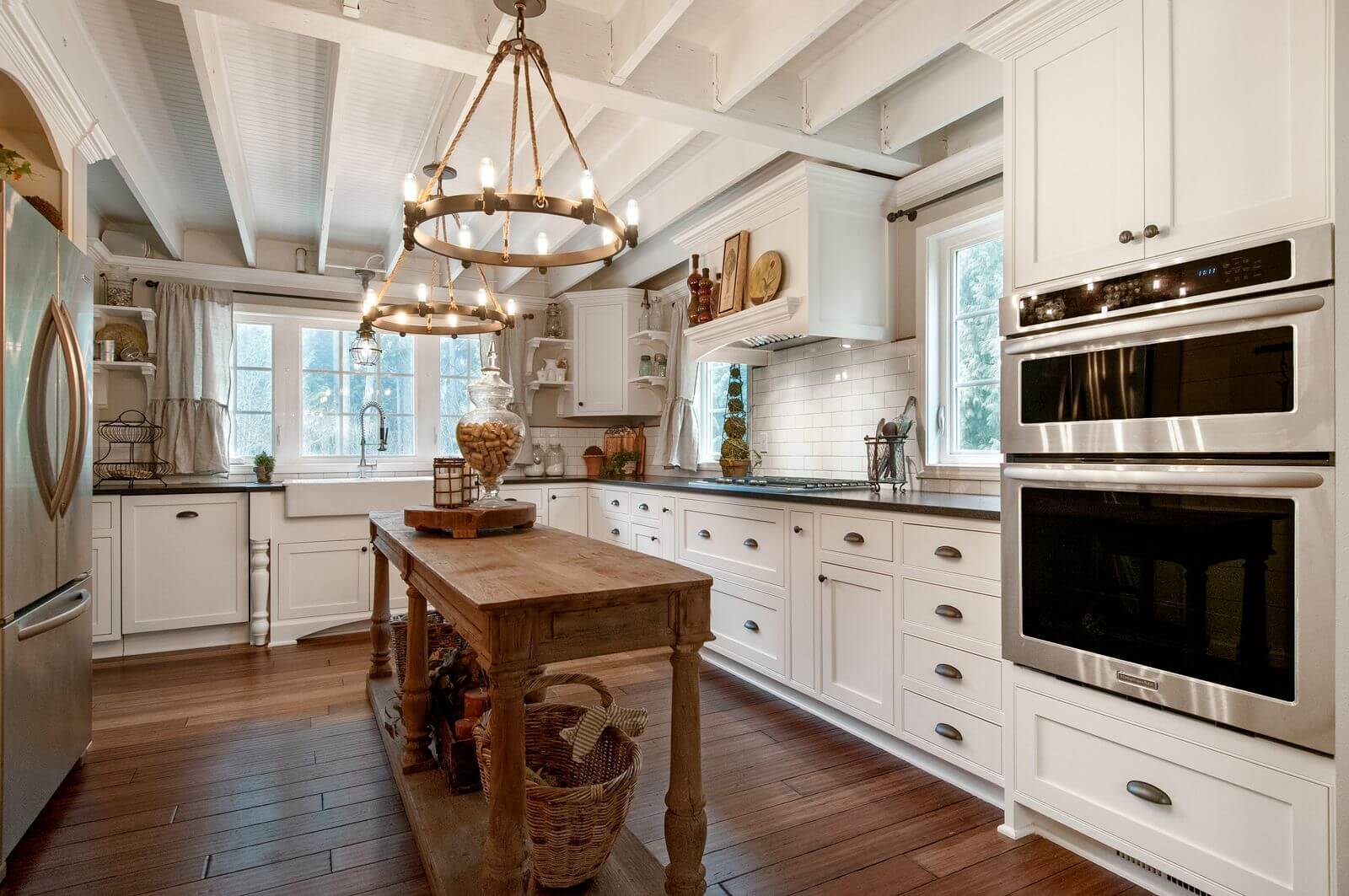 Phinney Ridge Painting - Farmhouse kitchen, full repaint (Bothell)