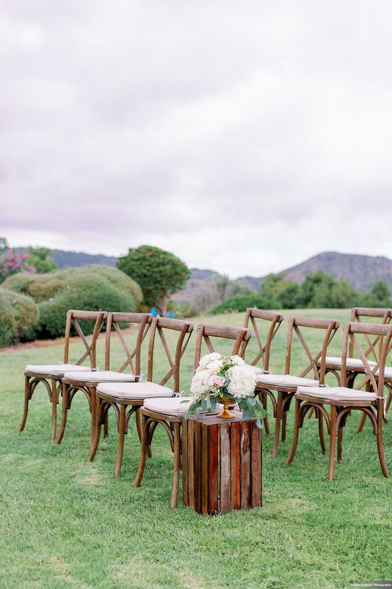 San Diego & Temecula Farm Table & Wedding Furniture Rentals