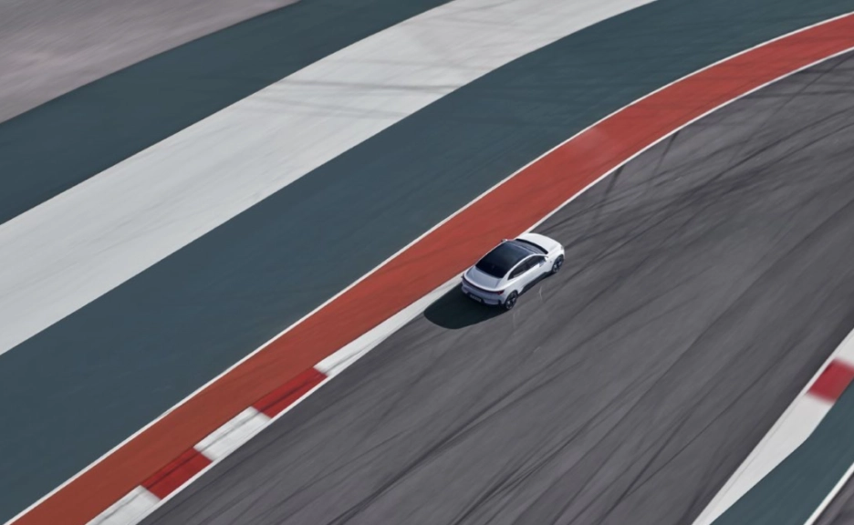 2024 Mitsubishi Outlander Avant