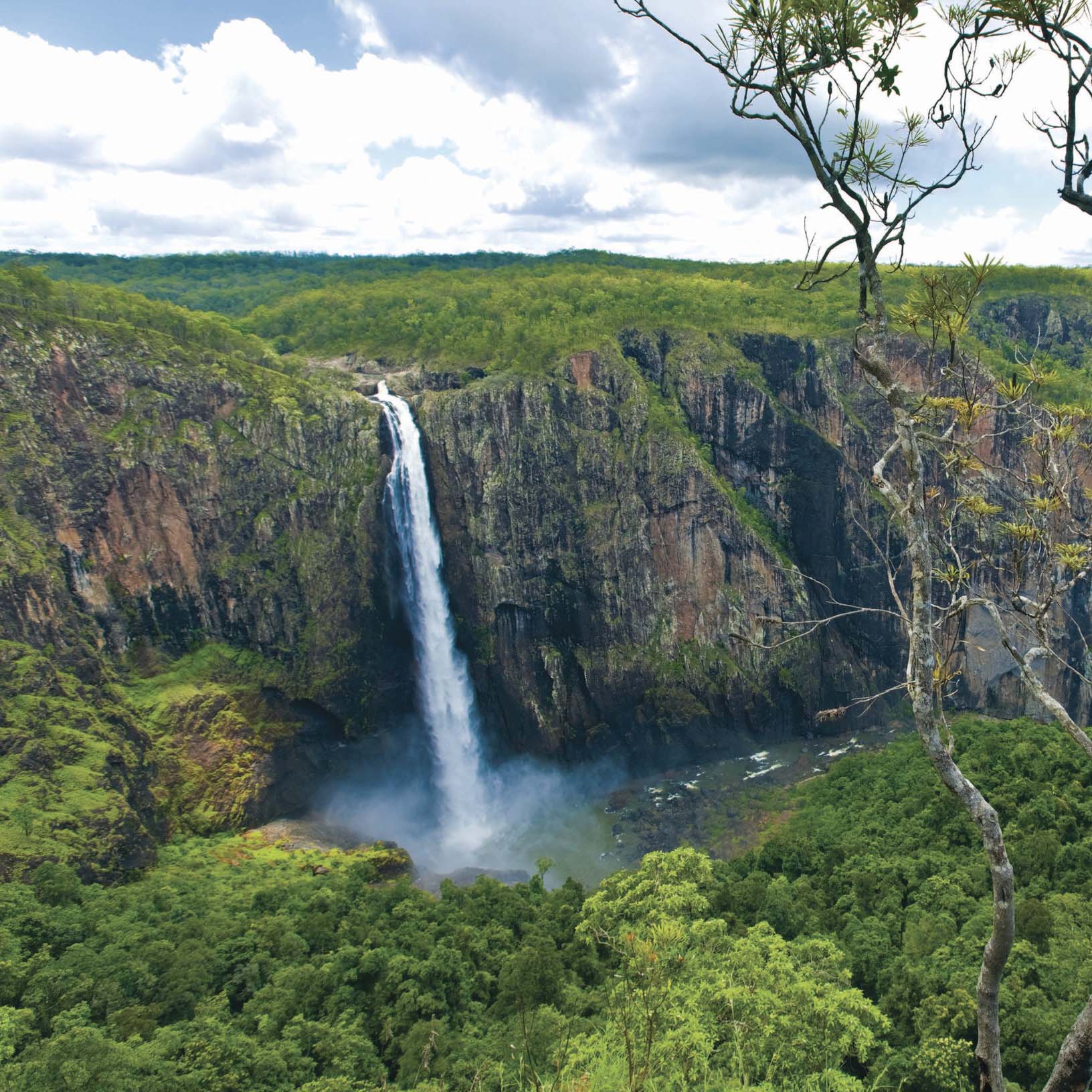Wallaman Falls