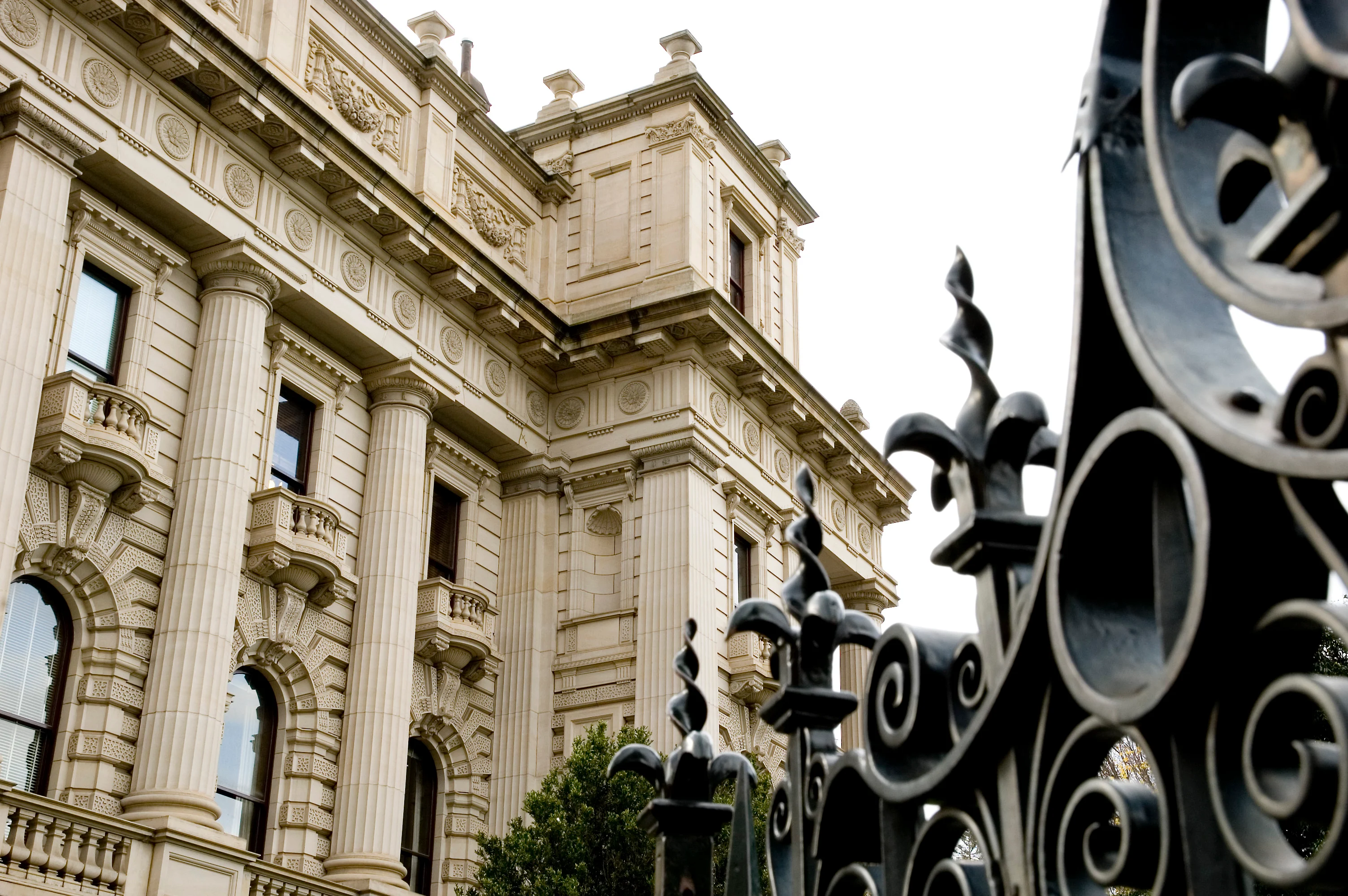 078_parliamenthouse_june2010