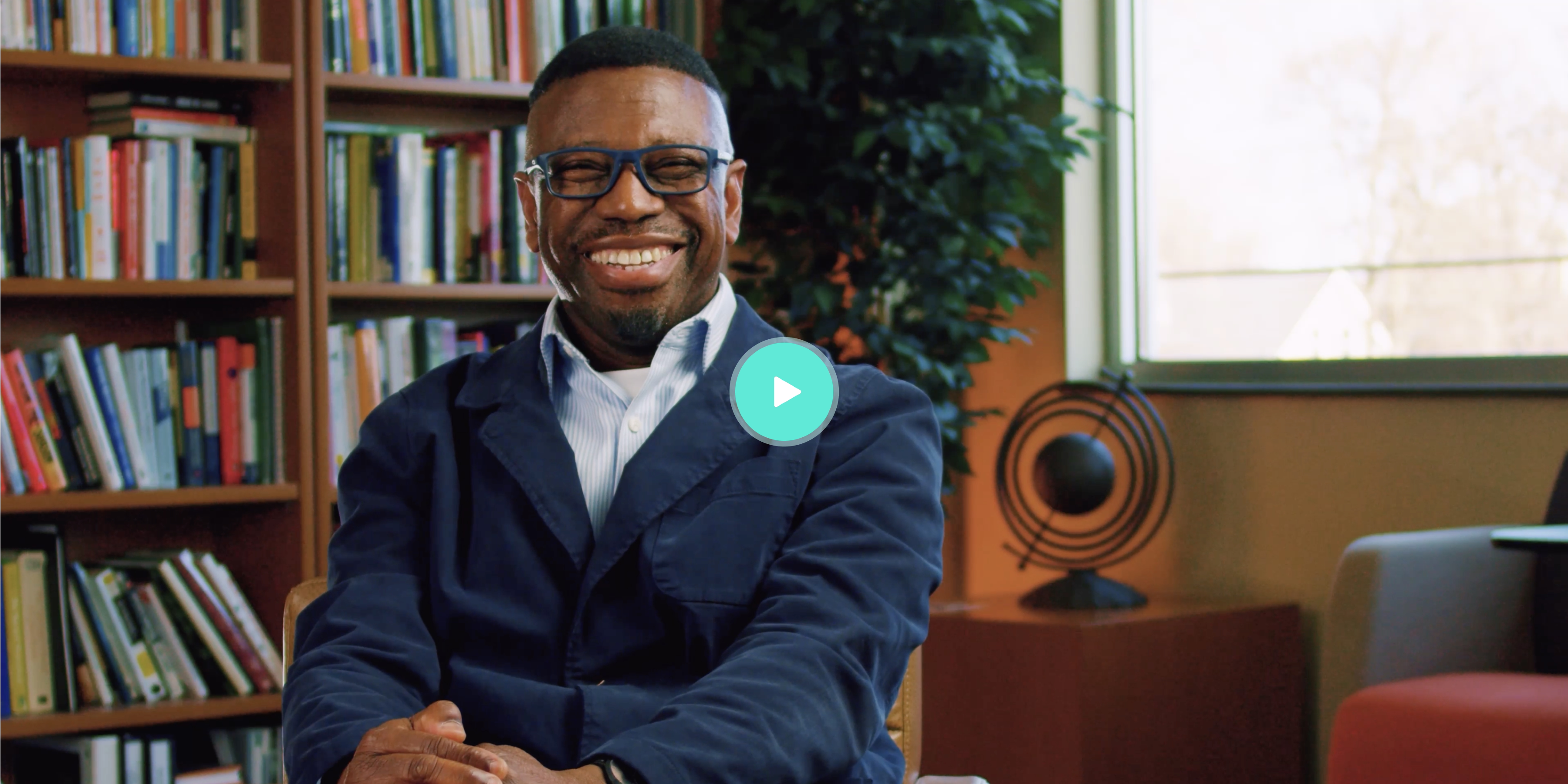 Bayo Akintola von Microbiologics