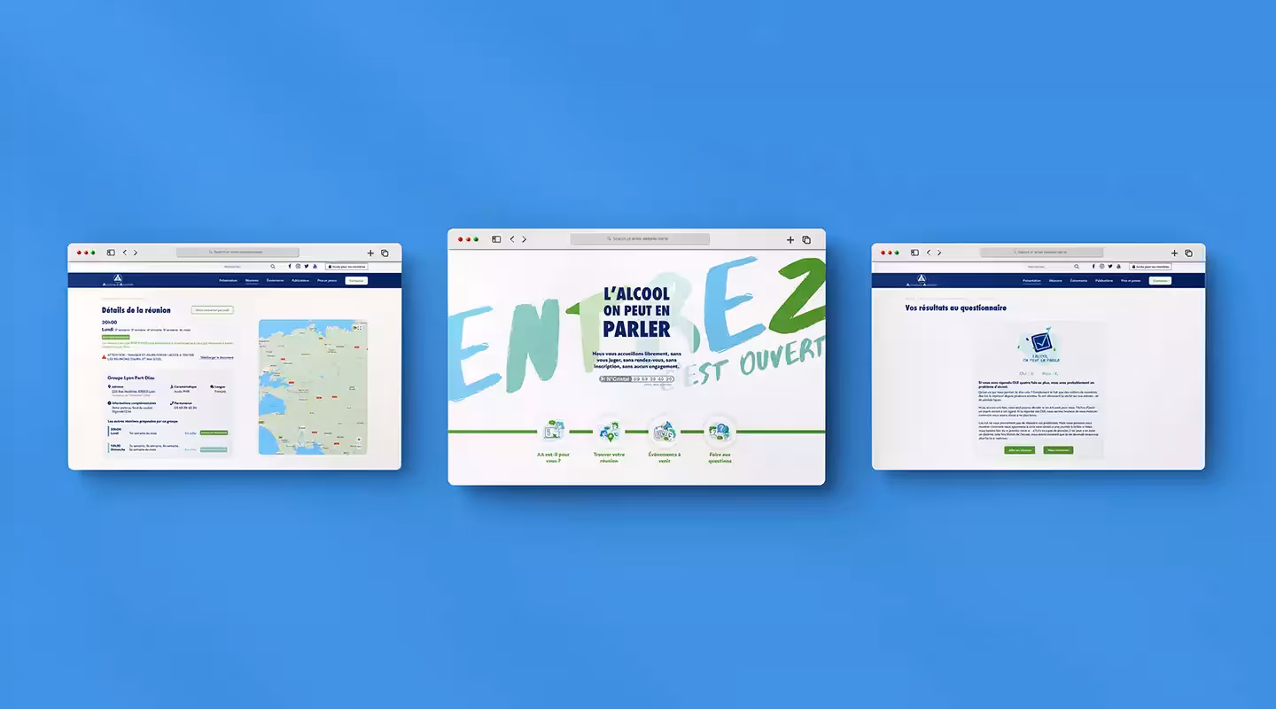 3 interfaces de la version desktop du site des Alcooliques Anonymes alignées horizontalement sur un fond bleu 3 interfaces de la version desktop du site des Alcooliques Anonymes alignées horizontalement sur un fond bleu