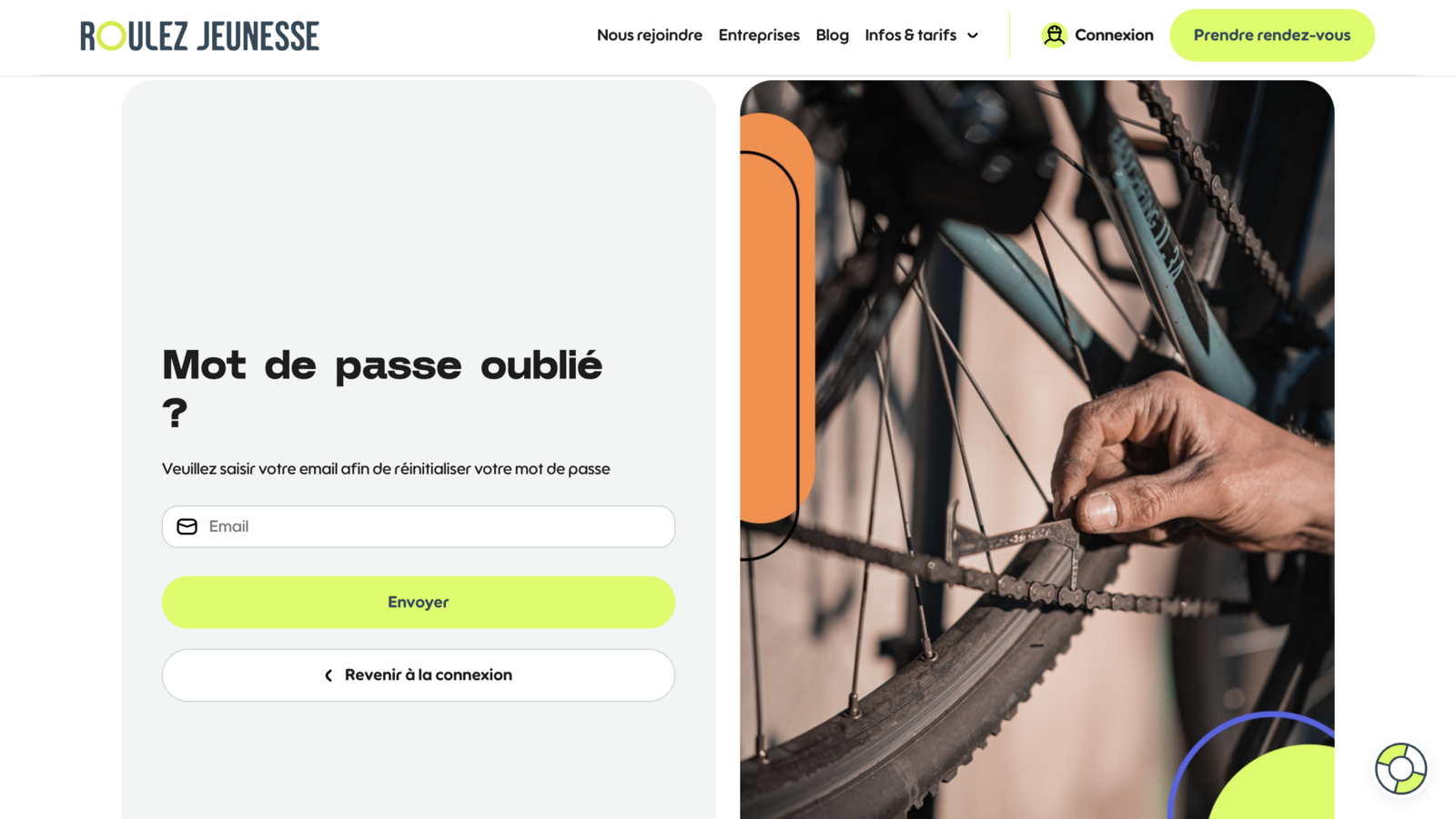 Page Mot de passe oublié : champ e-mail et bouton Envoyer