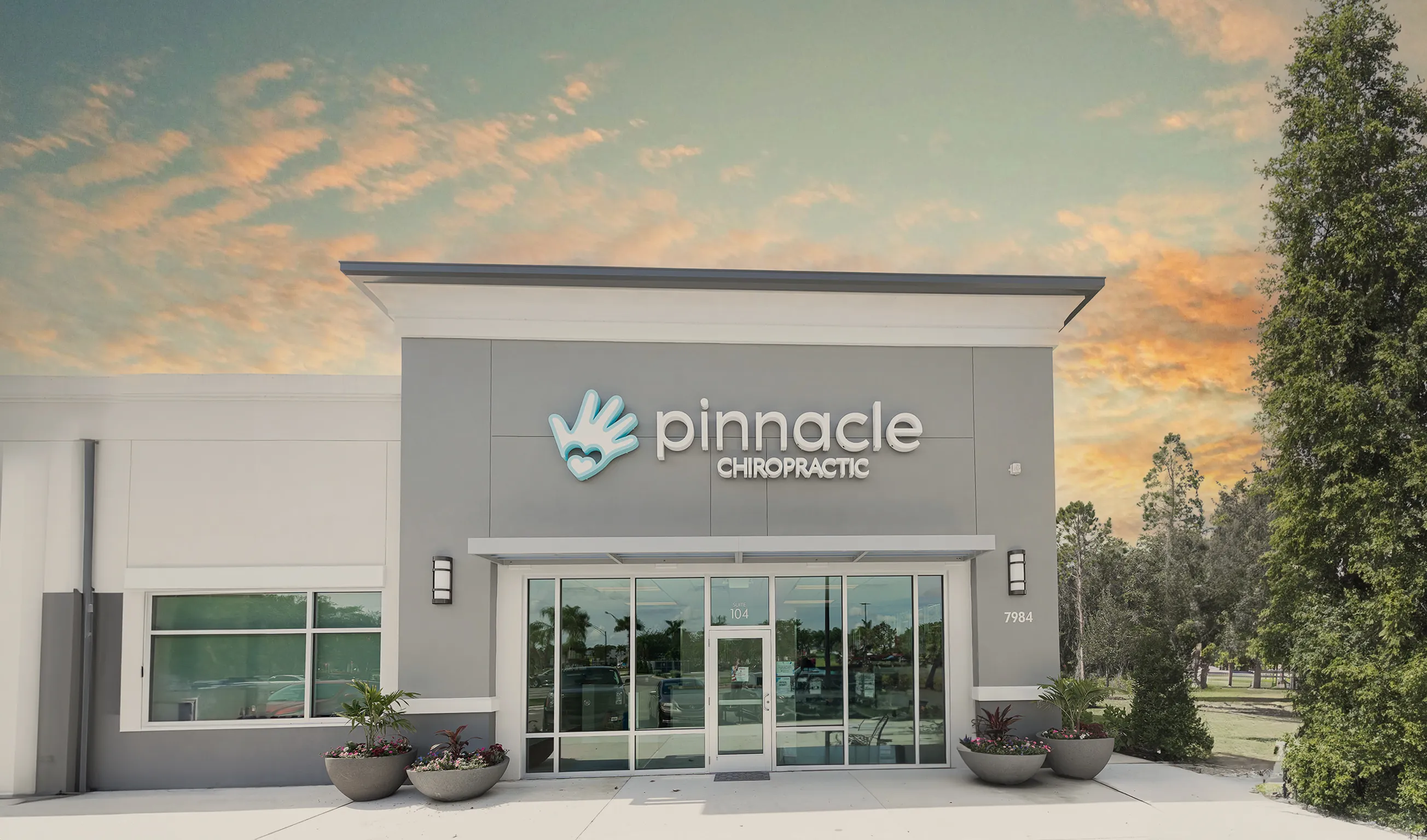 Pinnacle Chiropractic office exterior in Bradenton, Florida