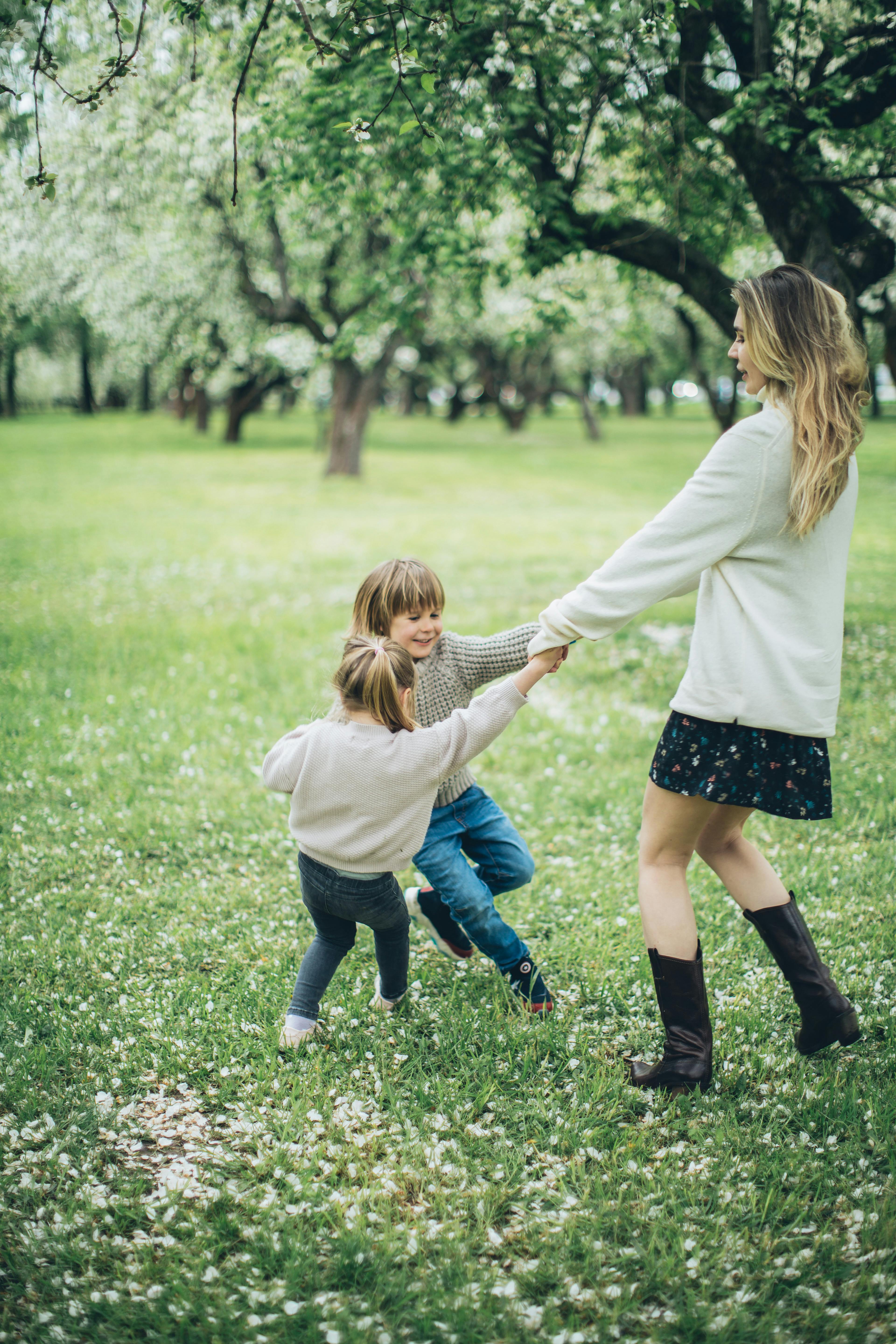 Children playing outside breathing comfortably with clear airways