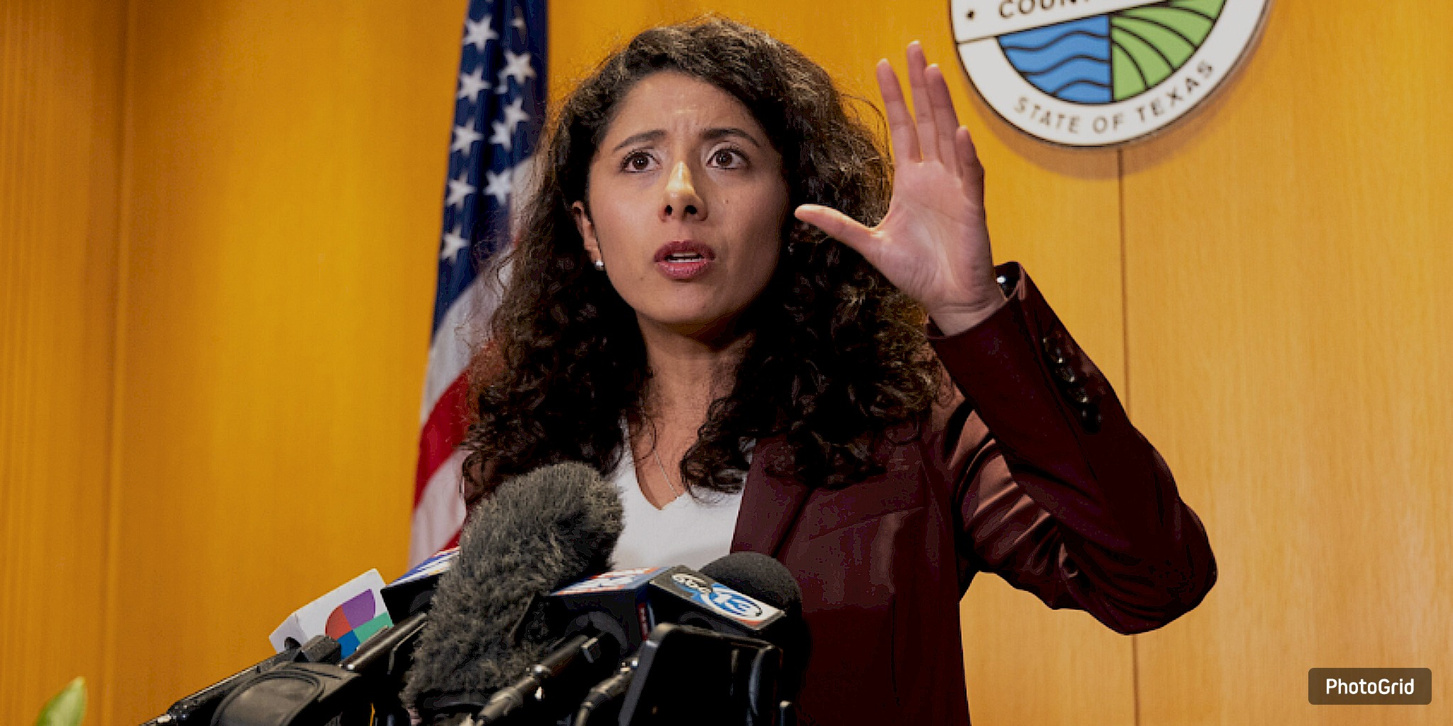 Hidalgo urges Democrats to oppose Parker in Harris County judge race