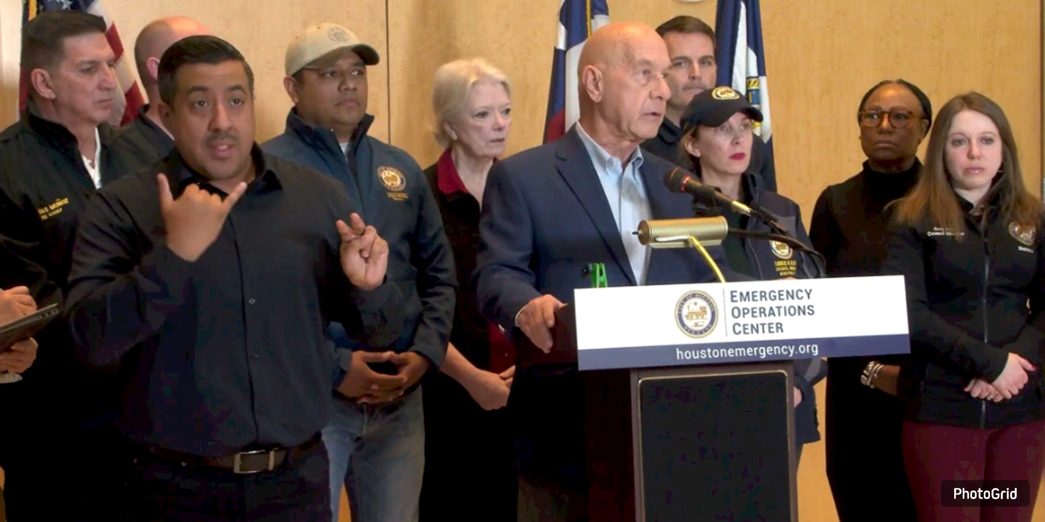 City opens warming centers, prepares for severe cold