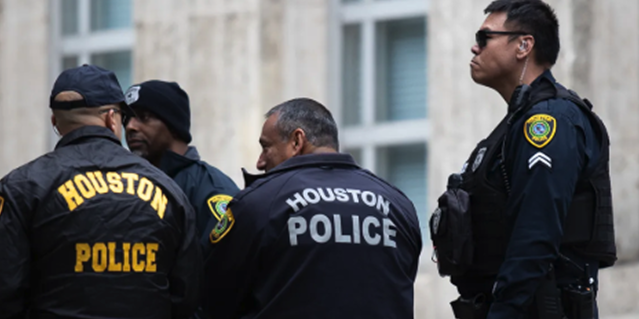 Houston limits police cooperation with ICE