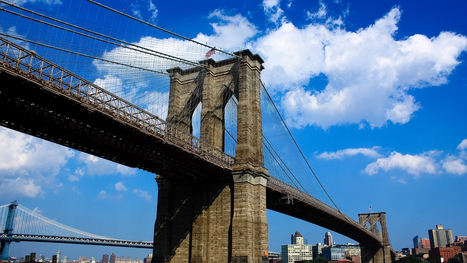 Mexican Navy Ship Crashes into Brooklyn Bridge, Killing 2 and Injuring 19