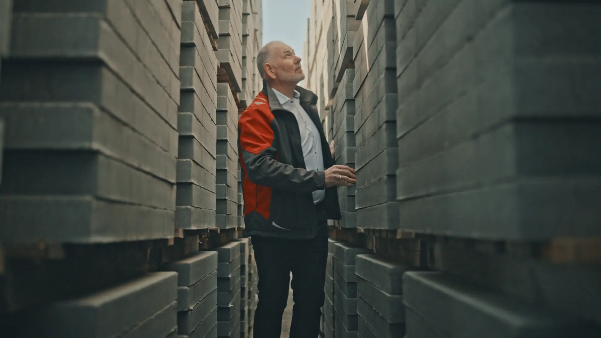 Still fra Absent Wall video af IBF Beton