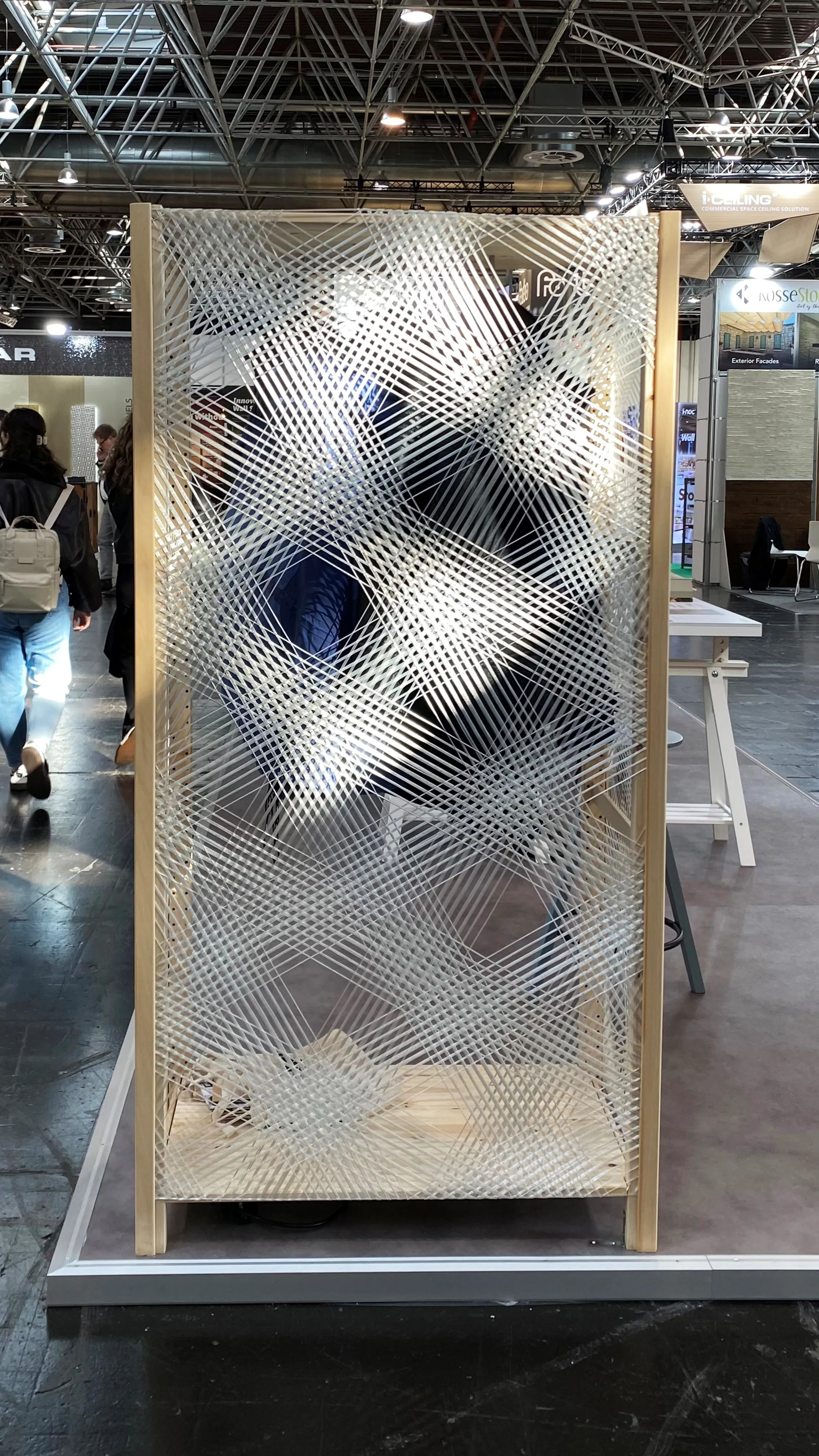 i-Mesh architectural mesh wardrobe shop fitting display at Euroshop 2026