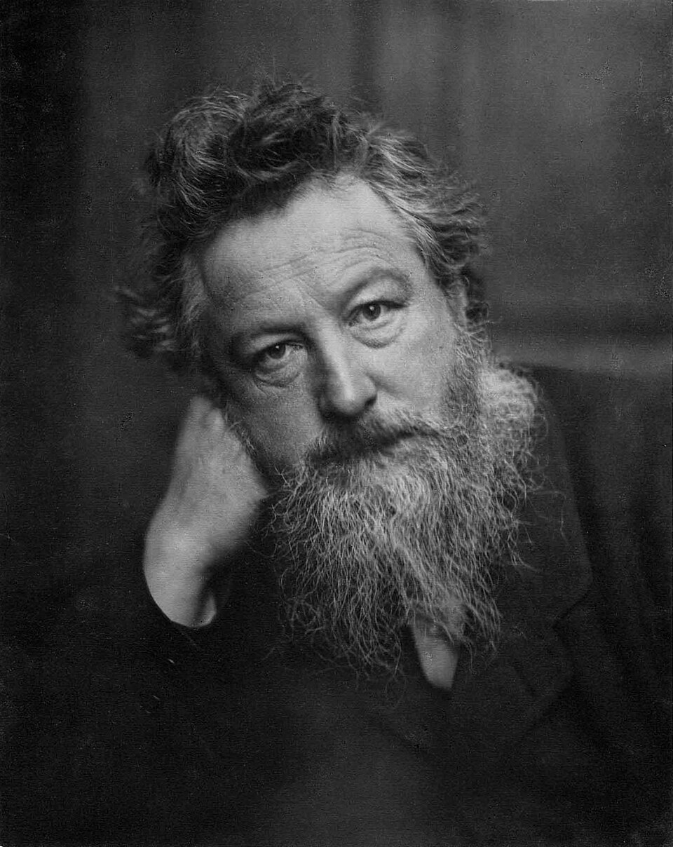 Ritratto fotografico di William Morris, designer e fondatore del movimento Arts and Crafts