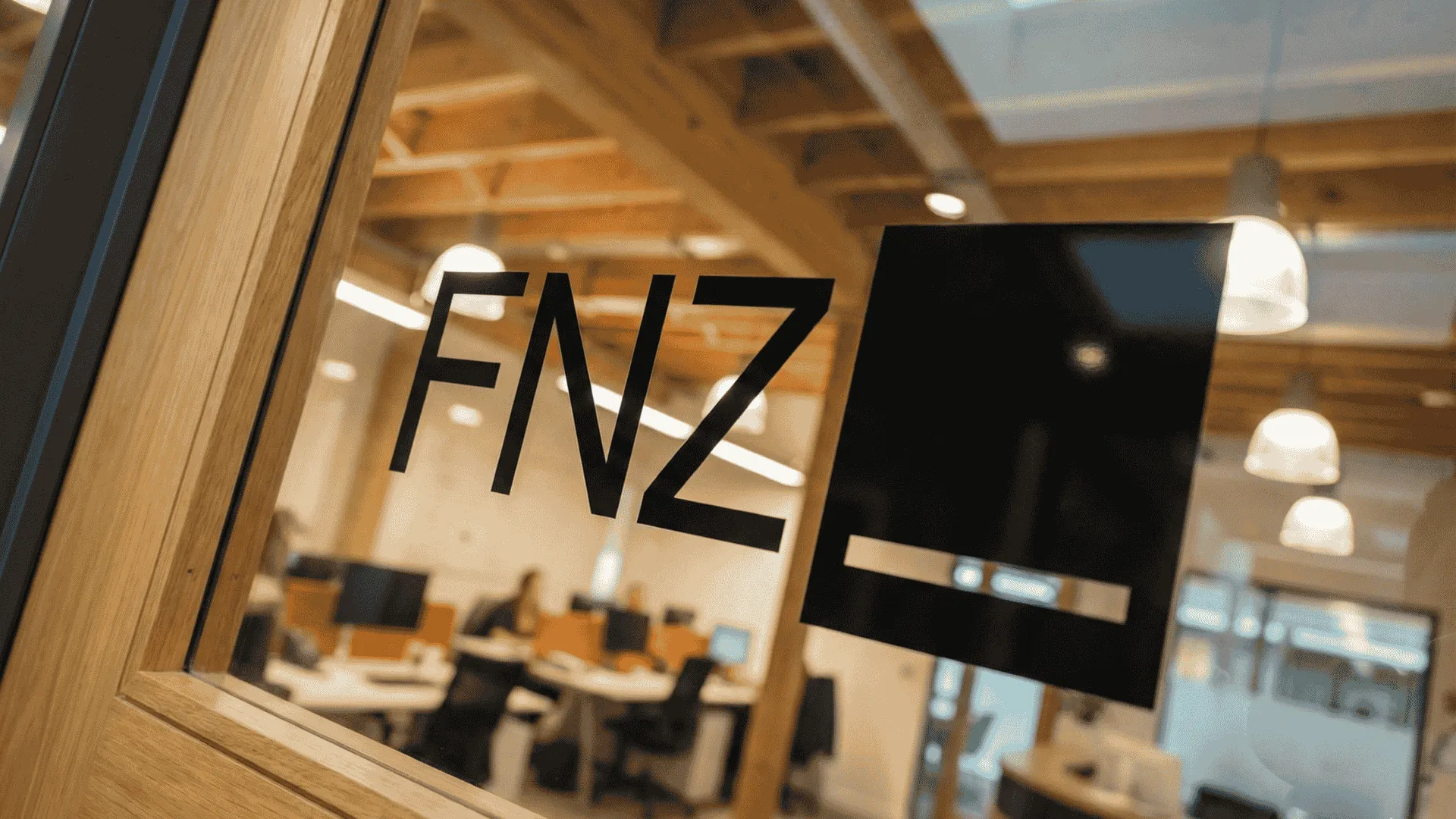 Strategische Kehrtwende? FNZ Group stellt deutsche Fondsplattform ins Schaufenster