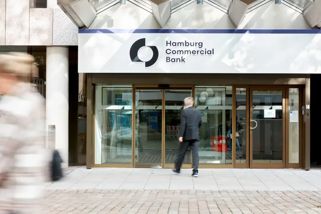 Milliardenschwerer Exit in Sicht? Finanzinvestoren polieren die „Braut“ HCOB für den Verkauf