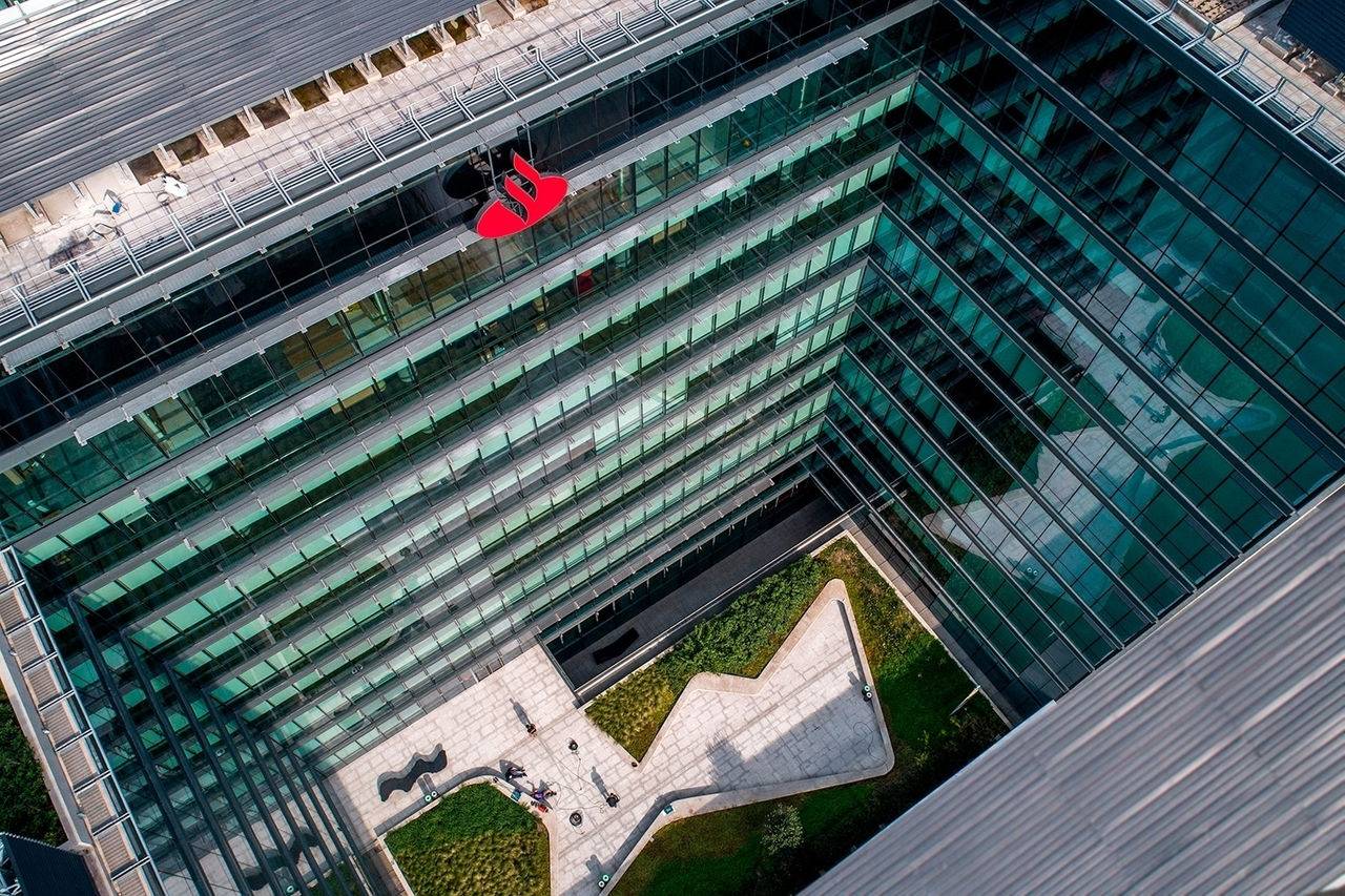 Milliarden-Deal in den USA: Santander schluckt Webster Bank für 12,2 Mrd. Dollar