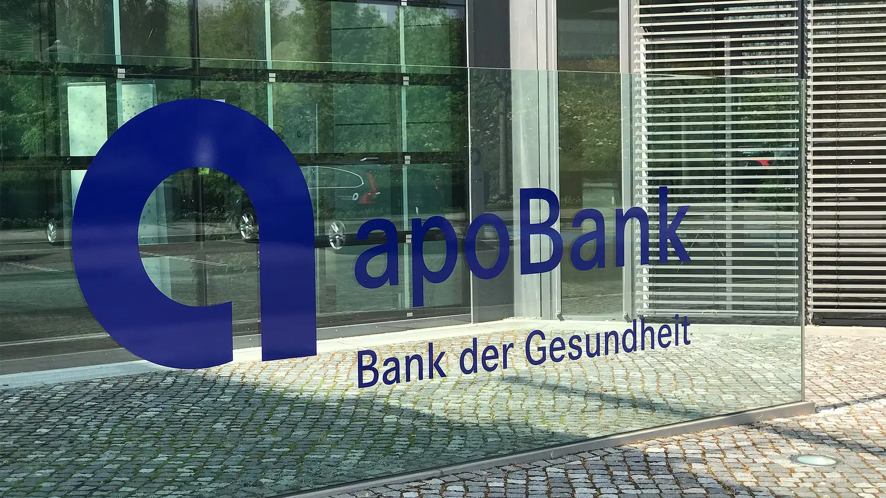 apoBank knackt 10-Milliarden-Marke: Wealth Management im Aufwind
